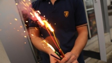 Швейцарски кантони забраниха фойерверки на закрито след смъртоносния пожар в бар Кран-Монтана