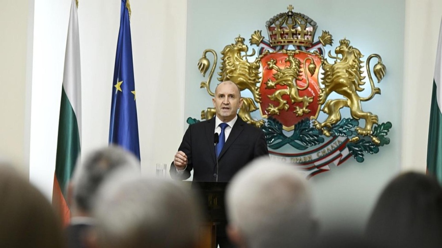 Световни агенции отразиха решението на президента Румен Радев да подаде оставка във вторник