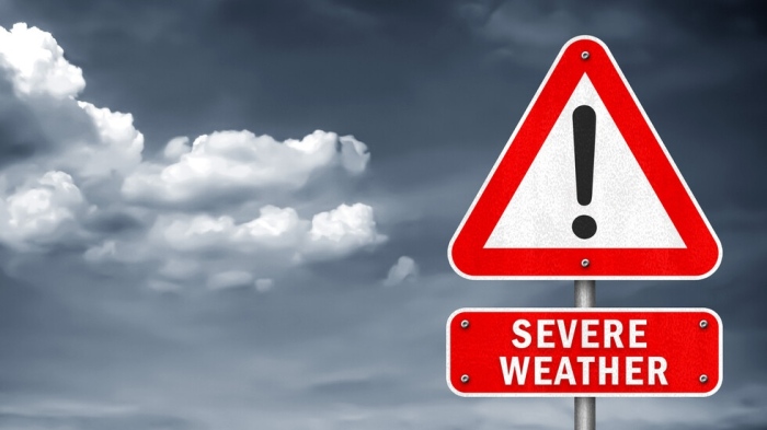 Гърция въведе червен код за опасно време и спря фериботите в страната