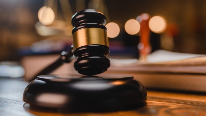 80-годишен британски милионер получи 16 години затвор за фабрика с фалшиви лекарства