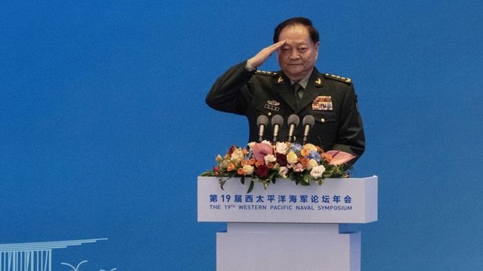 Си Дзинпин отстрани ключов генерал и затегна рязко контрола над китайската армия