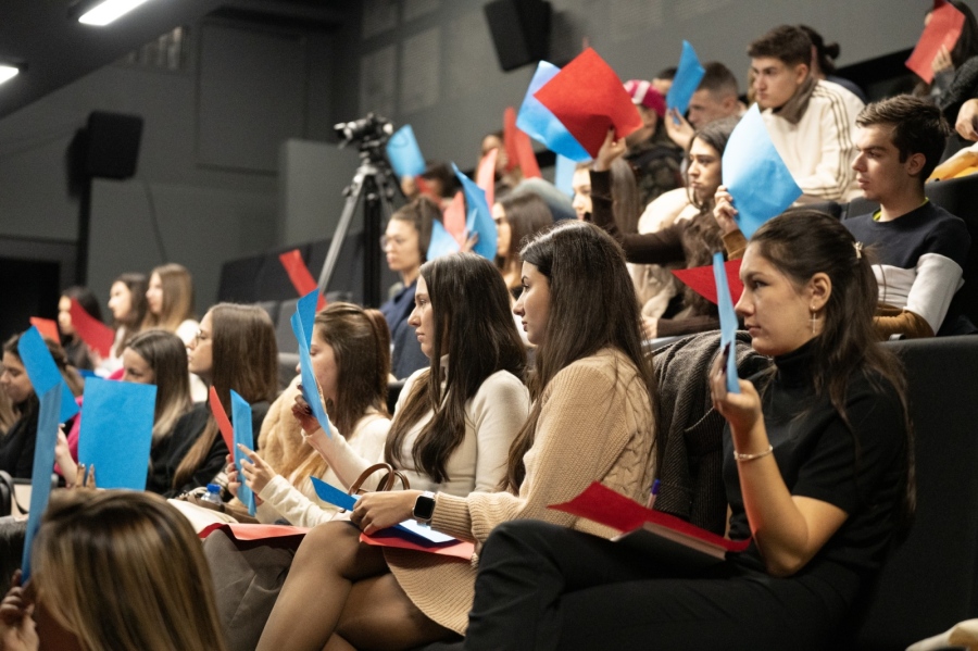 Младежкият филм „Това не се учи в час“ вече е факт