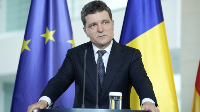 Румъния още не решава за участие в Съвета за мир