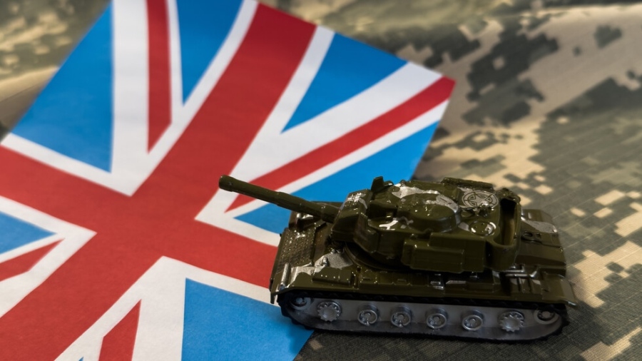 Великобритания изпраща самолетоносача Принцът на Уелс в Арктика