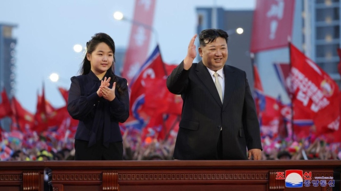 Дъщерята на Ким Чен Ун влиза в обсъждането на властта