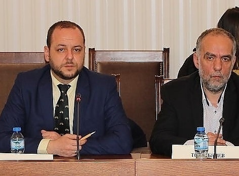 В последния си ден Сандов и Белев раздали почти милион на НПО