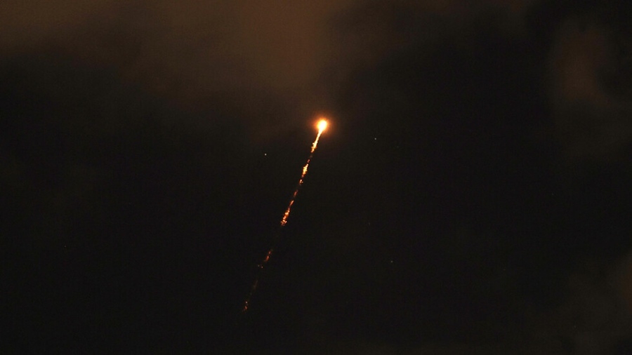 Великобритания: Иран изстреля ракети към Кипър, Никозия отрече