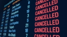 Възобновиха полетите от и до Дубай след инцидент