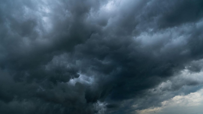 СЗО предупреждава за опасен черен дъжд над Иран