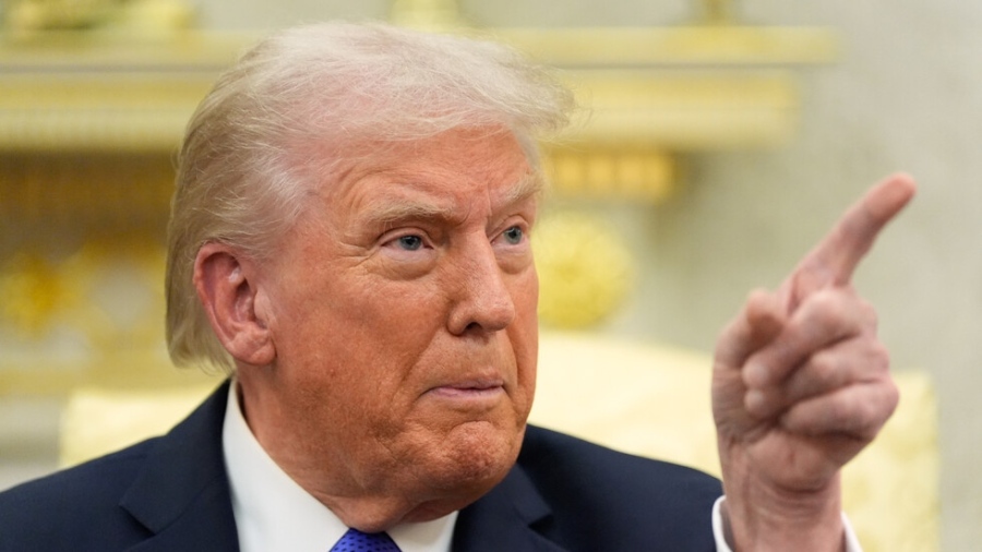 Тръмп заплаши НАТО заради блокадата на Ормузкия проток