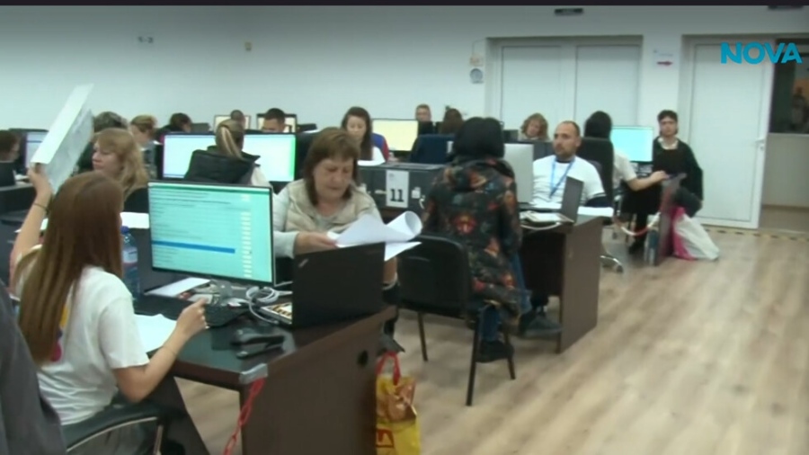 В Стара Загора обработиха над половината изборни протоколи