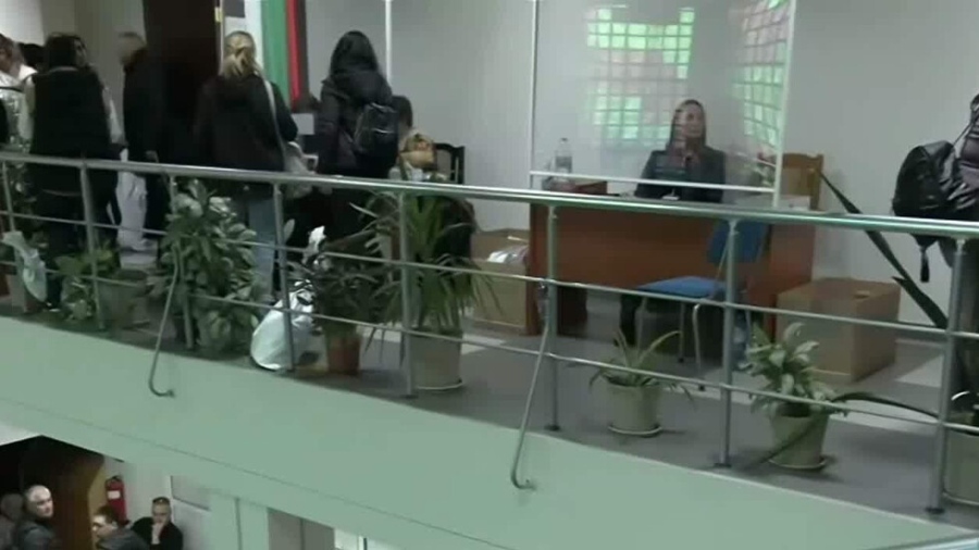 В Монтана отвориха изборни чували заради грешки в протоколите