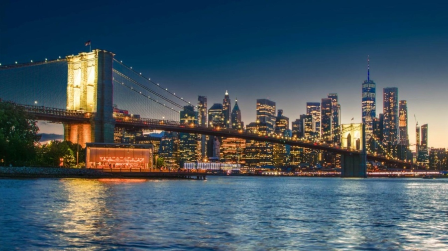 Опасна бактерия заплашва водоемите в Лонг Айлънд