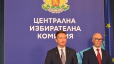 Иван Василев и ЦИК обсъдиха подготовката за президентските избори